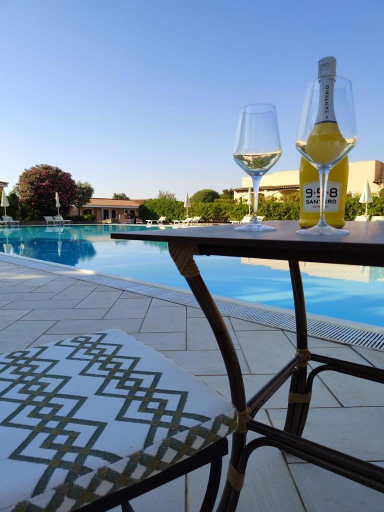 La Fenice Resort Ольбія Екстер'єр фото